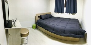 Private Double Room (Foreigners only) | Desk, laptop workspace, blackout drapes, iron/ironing board - Chingu Guesthouse (Seoul)
