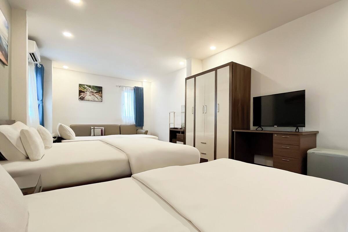 1 bedroom, minibar, in-room safe, iron/ironing board