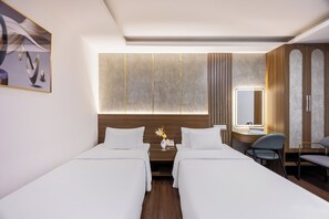 Luxury Room | Minibar, in-room safe, iron/ironing board, free WiFi - A25 Hotel - 274 De Tham (Ho Chi Minh City)