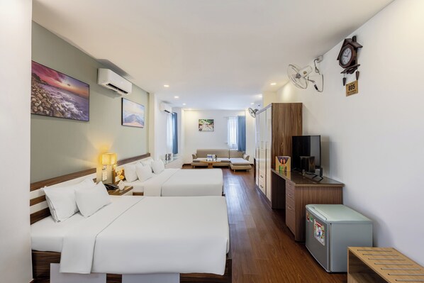 Executive Room, City View