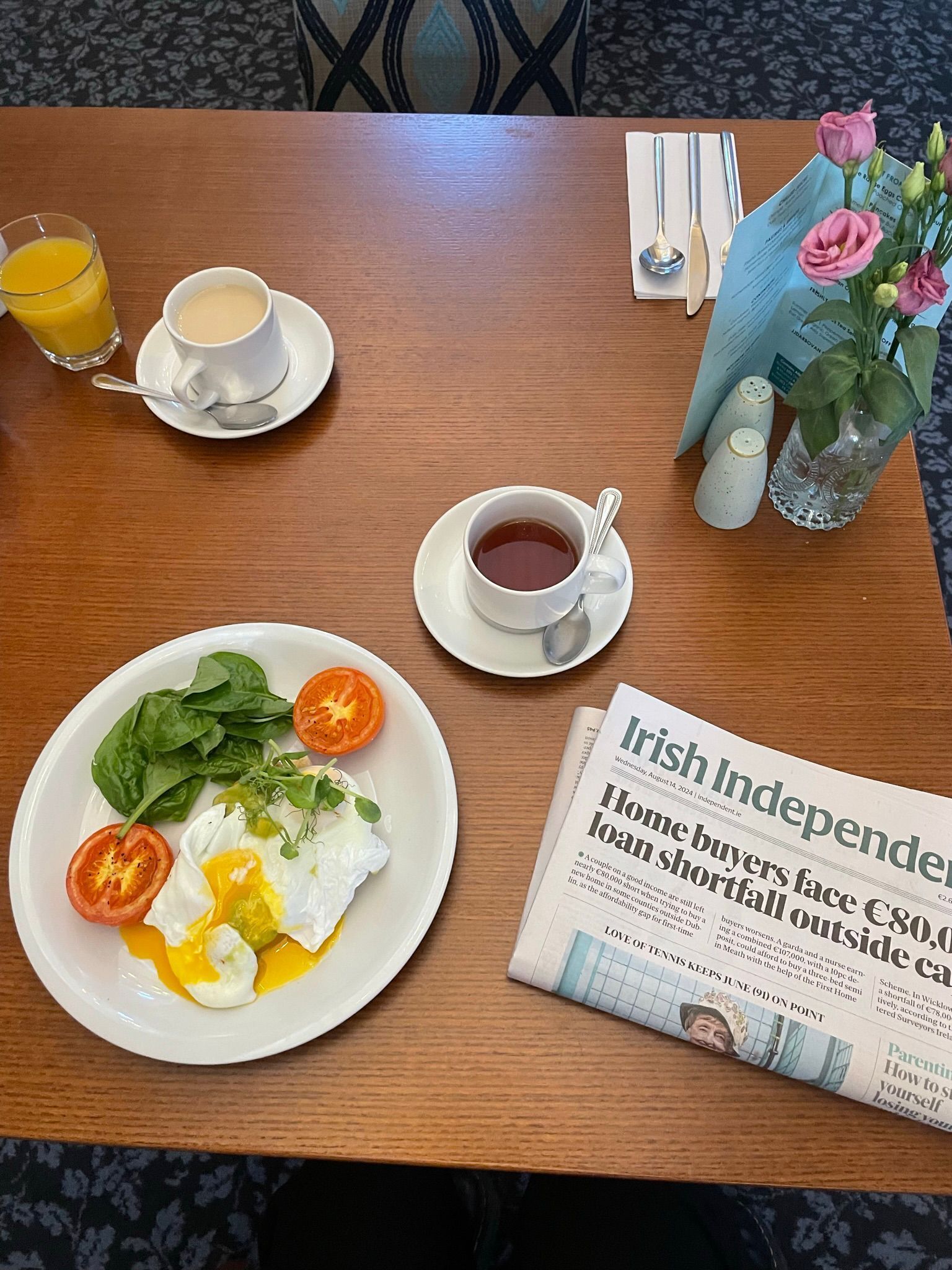 daily buffet breakfast (eur 15 per person)