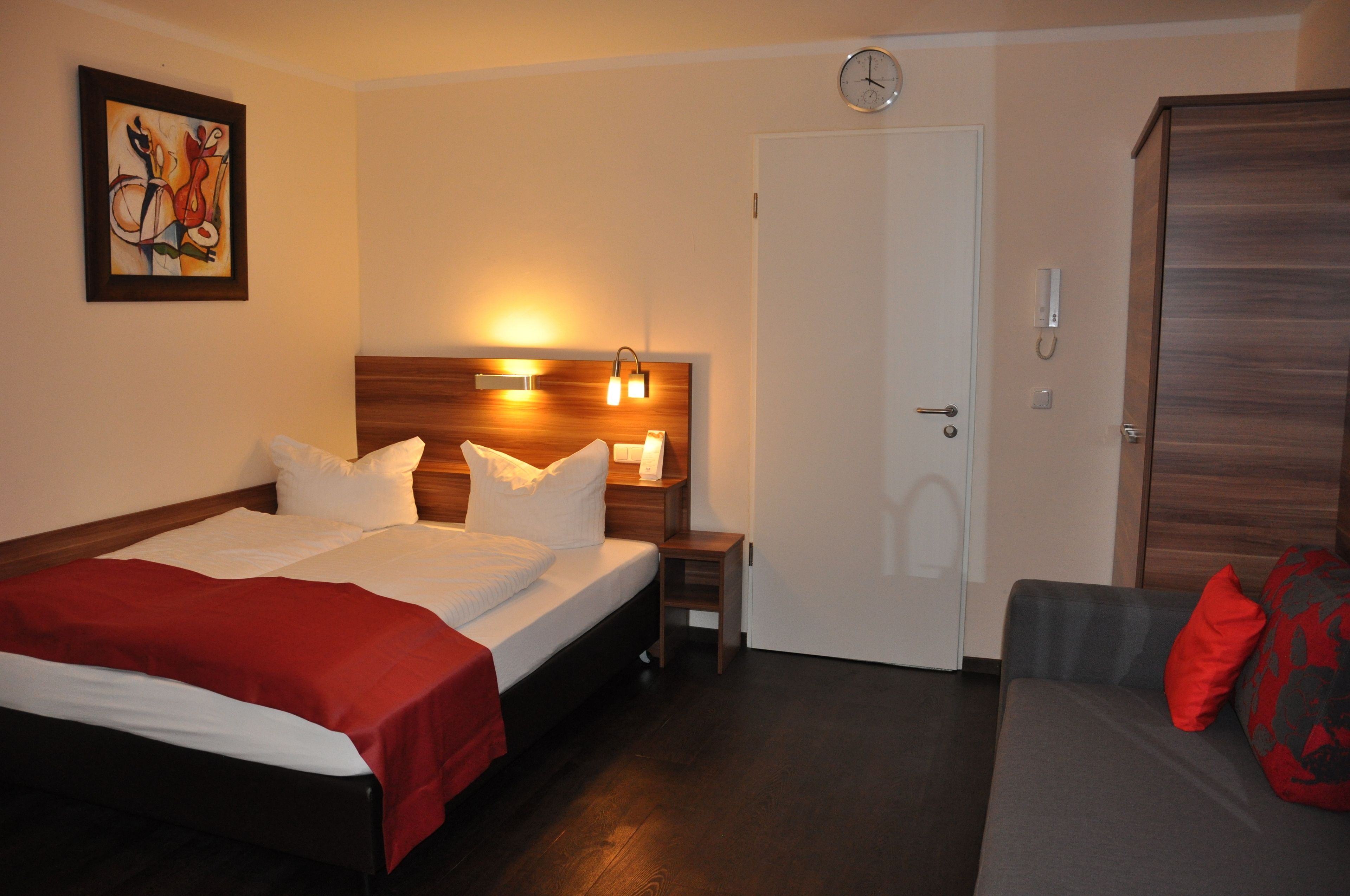 hypo-allergenic bedding, in-room safe, desk, blackout curtains