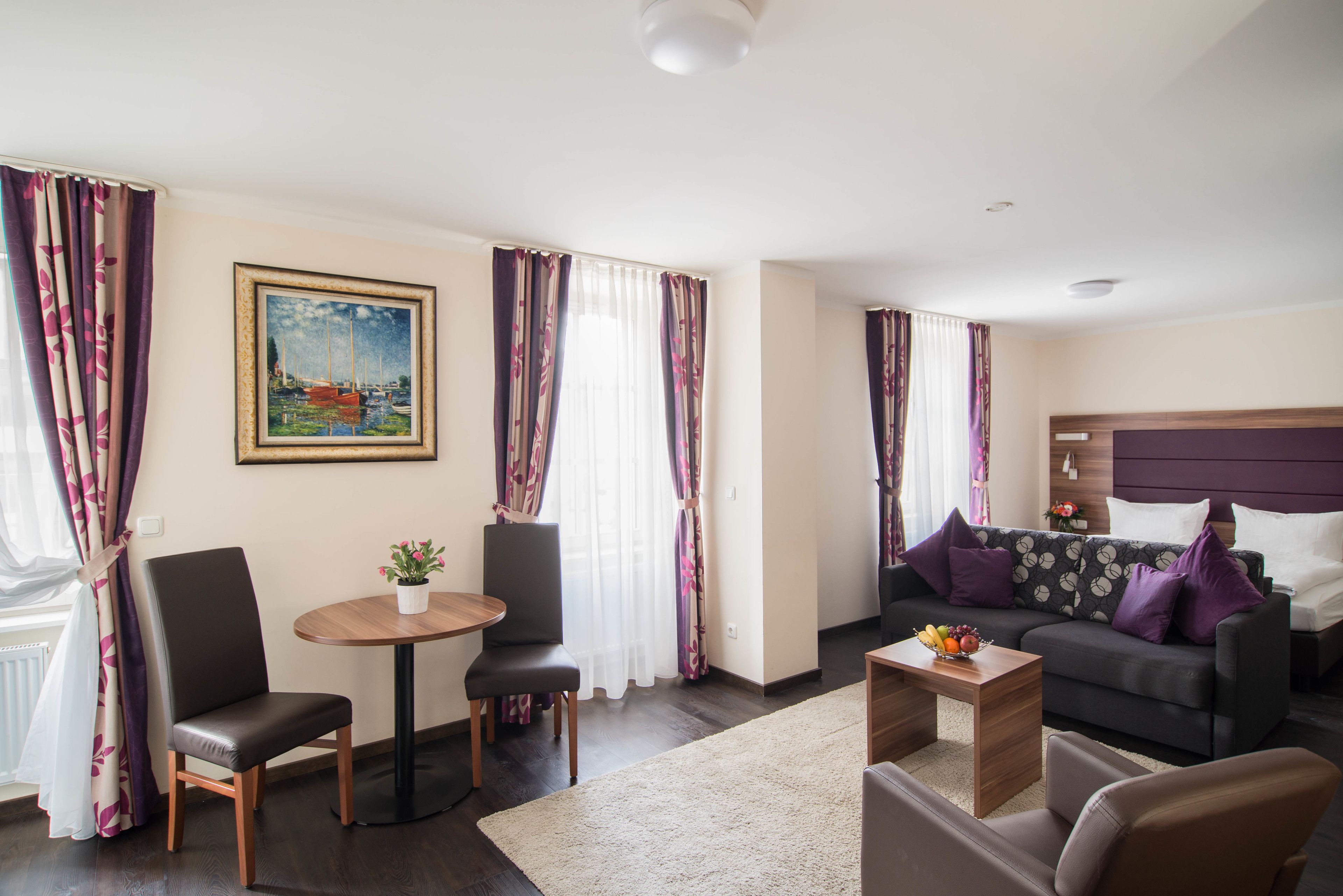 deluxe double room | hypo-allergenic bedding, in-room safe, desk, blackout curtains