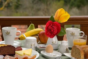 Desayuno todos los días (con cargo)