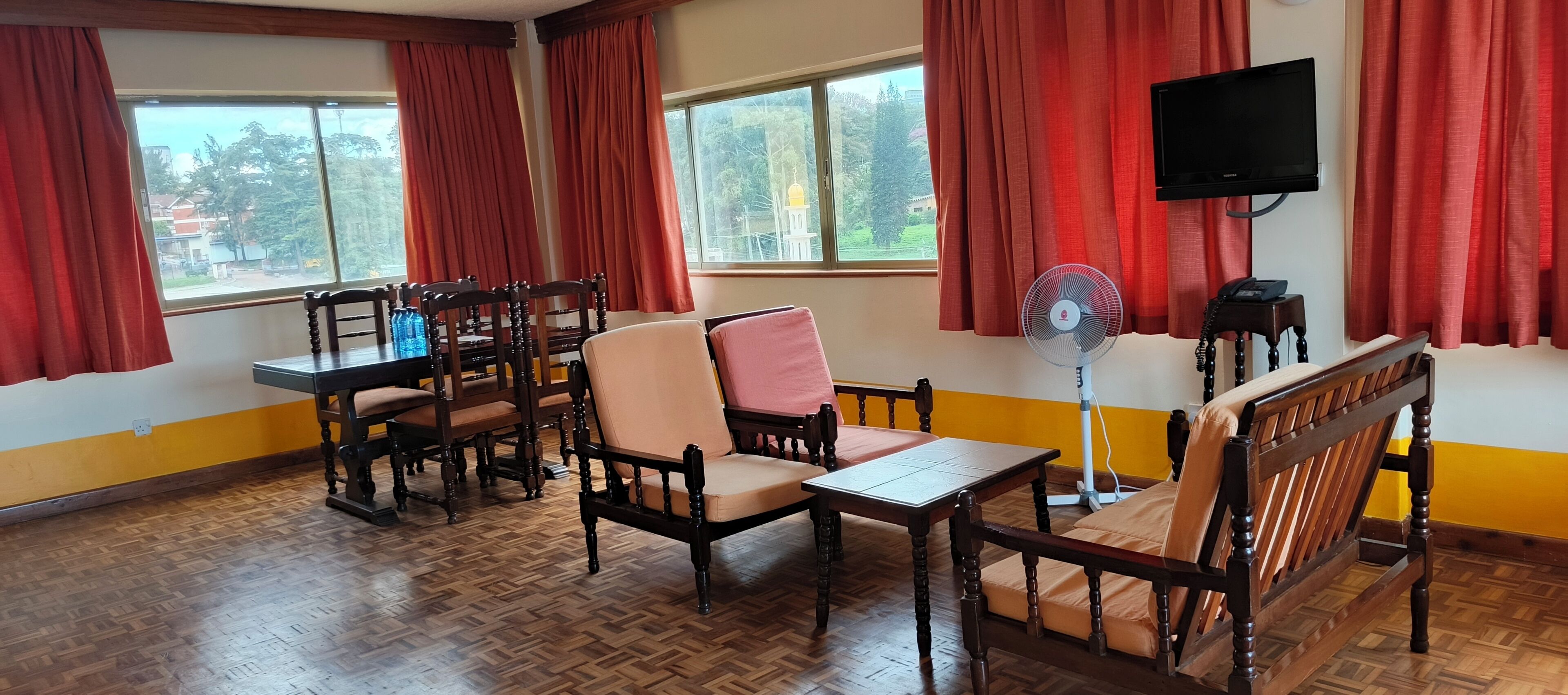 Chambre Quadruple Standard | Restauration dans la chambre