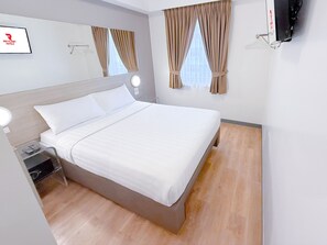 고급 침구, 객실 내 금고, 책상, 노트북 작업 공간