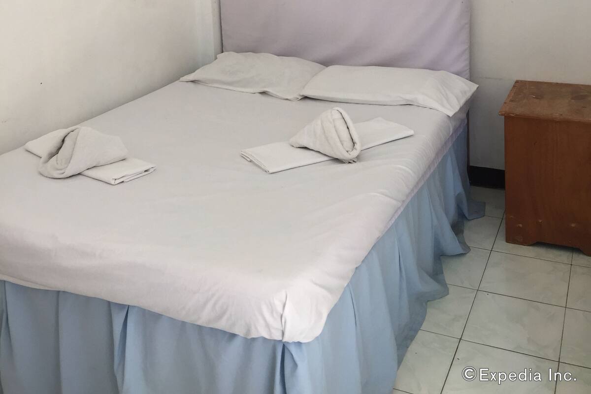 Habitación estándar doble | Camas supletorias y wifi gratis
