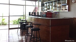 Bar (on property) - Ladaga Inn & Restaurant (Dauis)