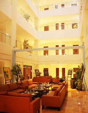 Lobby lounge - THE 1O1 OJ Malang (Malang)