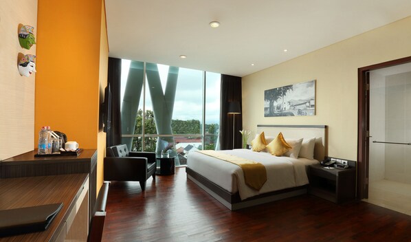 Deluxe Room, 1 Queen Bed, Non Smoking