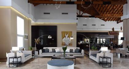 Howard Johnson by Wyndham Ezeiza Convention Center