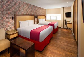 Premium bedding, in-room safe, desk, laptop workspace