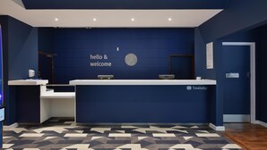 Unclassified image, 4 of 29, button - Travelodge Crawley (Crawley)
