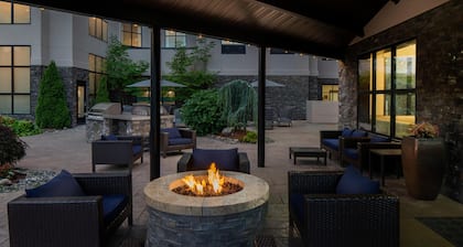 Homewood Suites by Hilton Lynnwood Seattle Everett, WA