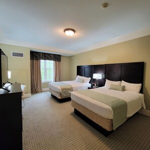 Bügeleisen/Bügelbrett, kostenloses WLAN, Bettwäsche