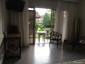 Living area - Panglao Pearl Premier White Sand Resort (Panglao)