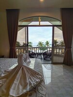 Deluxe Room | In-room safe, rollaway beds, free WiFi, bed sheets