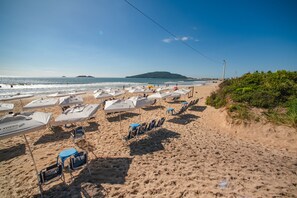 Beach bar