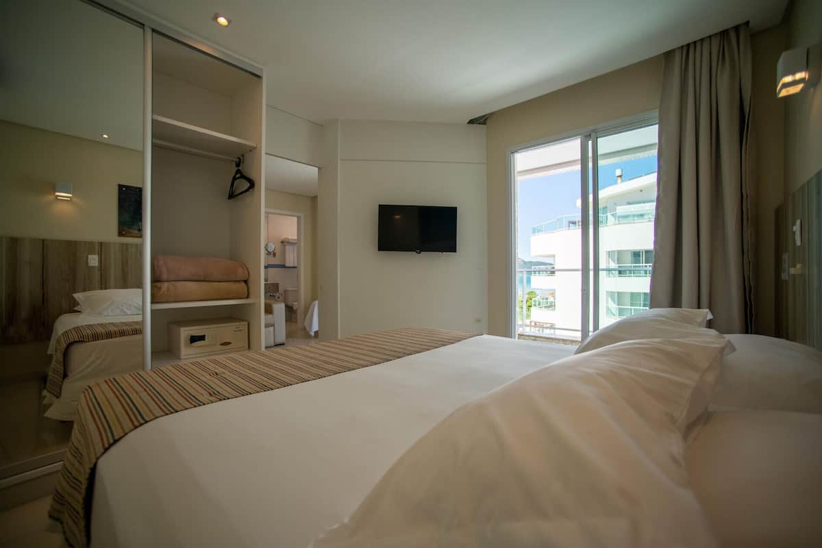 Minibar, in-room safe, desk, blackout curtains