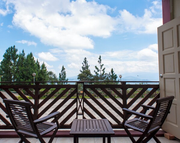 Valley Wing | Terrace/patio