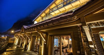 Hôtel & Chalets Le Samovar