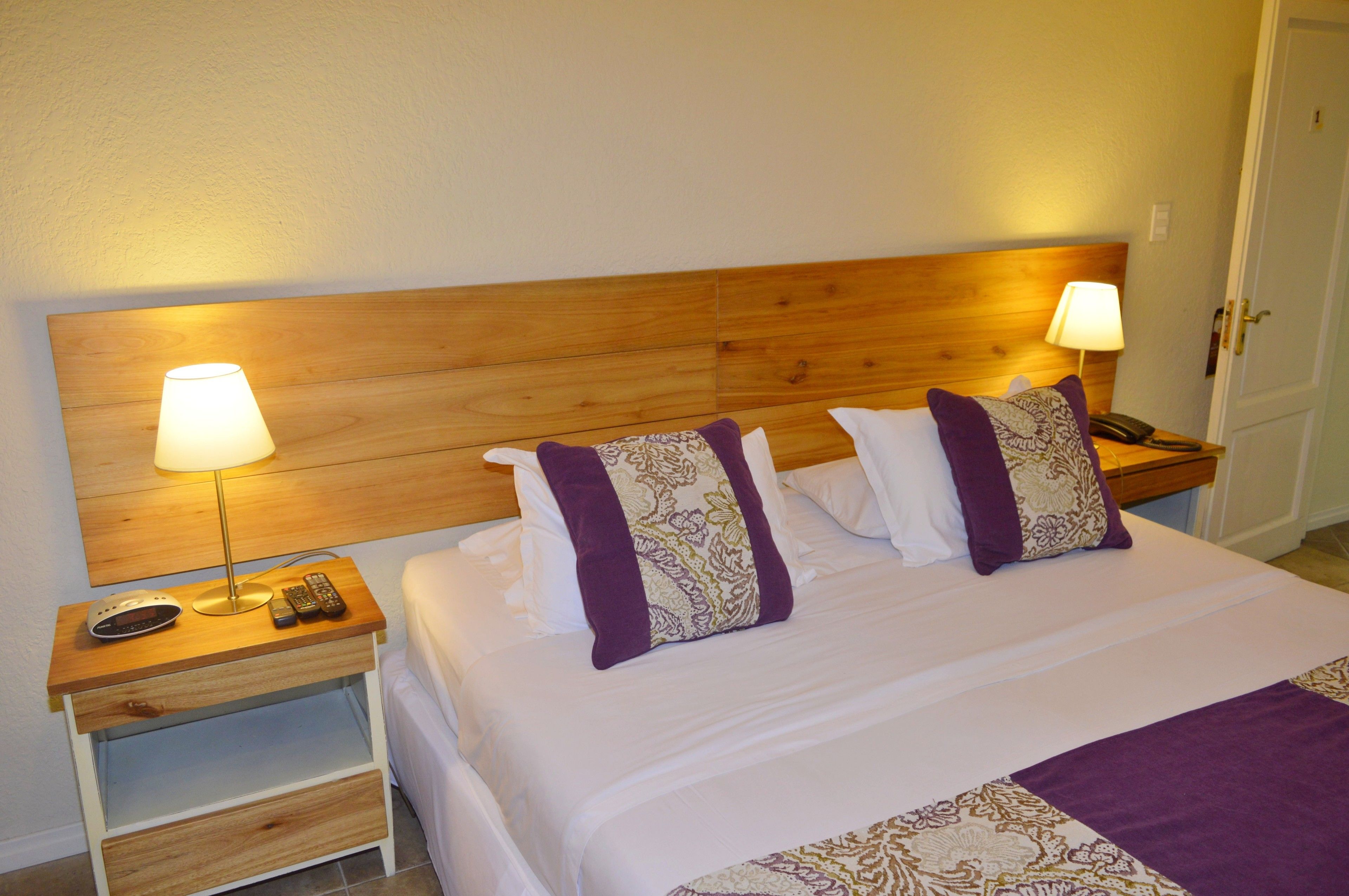 standard double or twin room | 1 bedroom, minibar, in-room safe, individually decorated