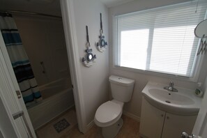 平房, 3 間臥室 | 浴室 | 花灑/浴缸組合、風筒、提供毛巾、番梘