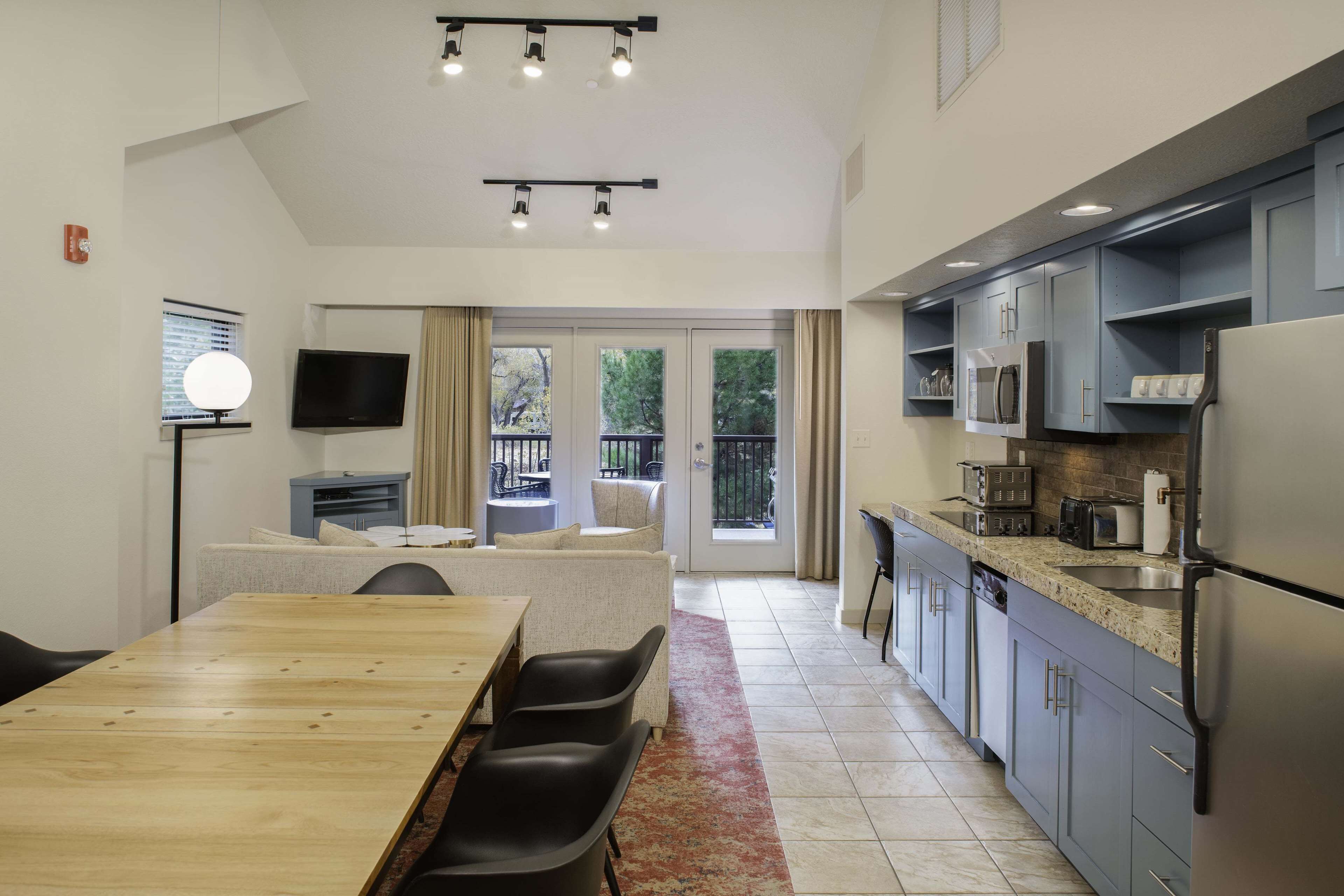 fridge, microwave, coffee/tea maker, freezer