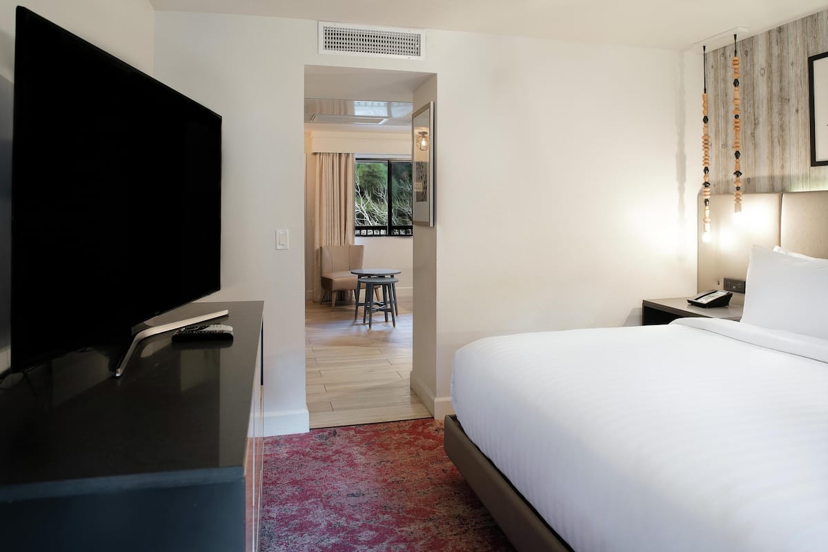 Habitación, 1 cama King size | Ropa de cama de alta calidad y camas con pillow-top