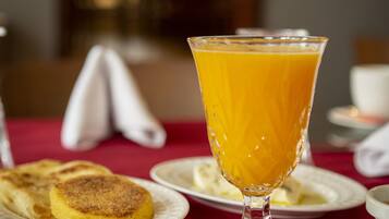 Café da manhã, almoço e jantar