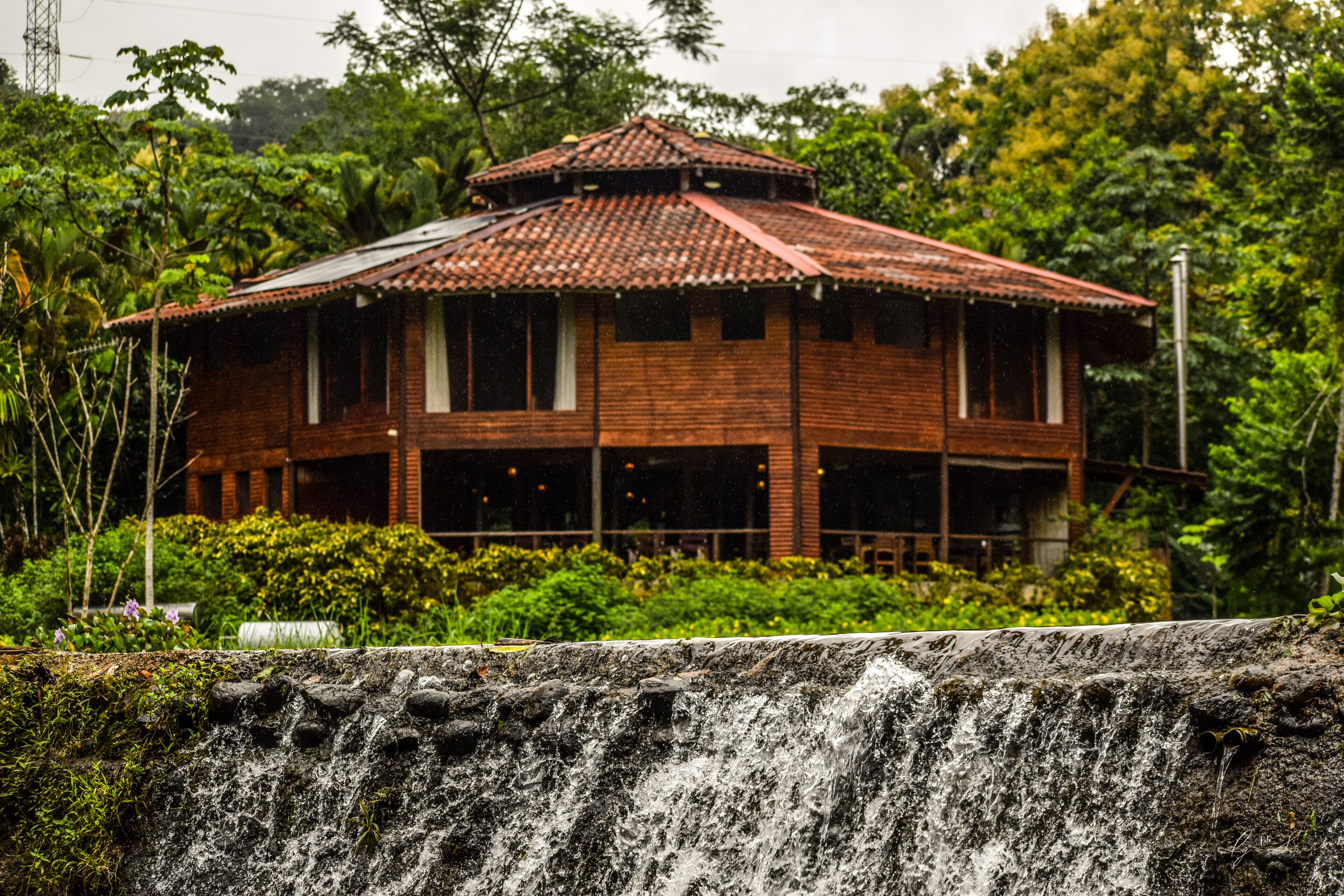 Fachada de la propiedad