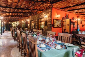 Restaurant - Octagon Lodge (Karatu)