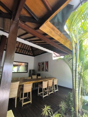 Smart TV 43 pulgadas con canales de televisión digitales, televisión