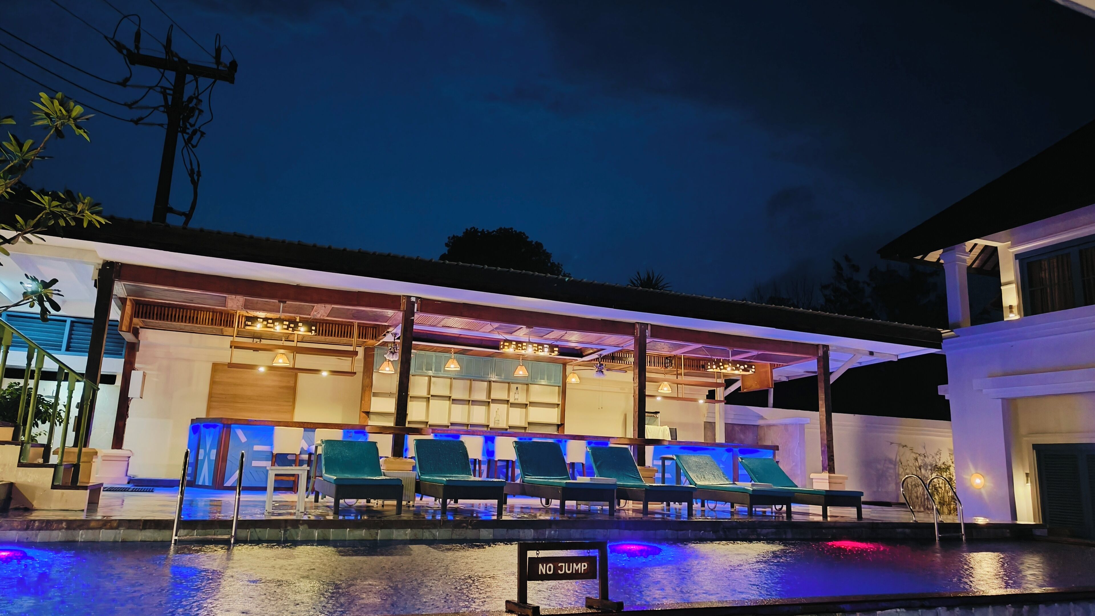 Vue sur la piscine, ouvert tous les jours