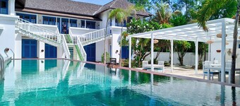 The Trawangan Resort