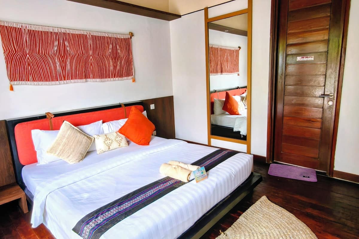 Dobbeltrom – standard, 1 kingsize-seng | Sengetøy av topp kvalitet, senger med overmadrass og minibar