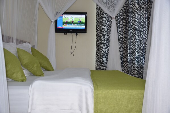 Superior-huone, 1 suuri parisänky | Egyptinpuuvillaiset lakanat, ylelliset vuodevaatteet