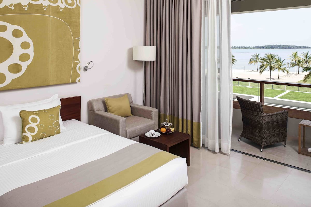 premium bedding, minibar, in-room safe, individually decorated