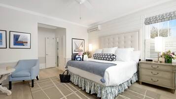 Grand Room, 1 King Bed, City View