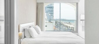 Tel Aviv Home