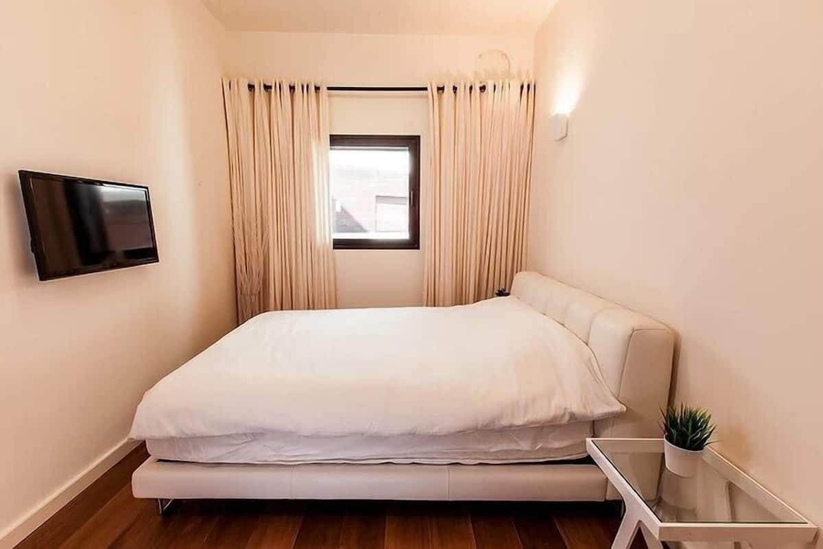 Apartment, 1 Bedroom (Dizengoff St 96) | 2 bedrooms, blackout drapes, iron/ironing board, free WiFi