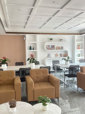 Reception - LNN OF YUNDUO (Bangkok)