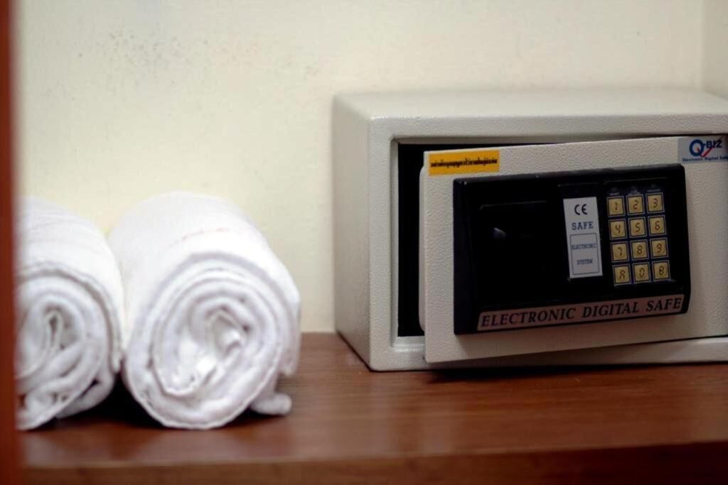 premium bedding, select comfort beds, in-room safe