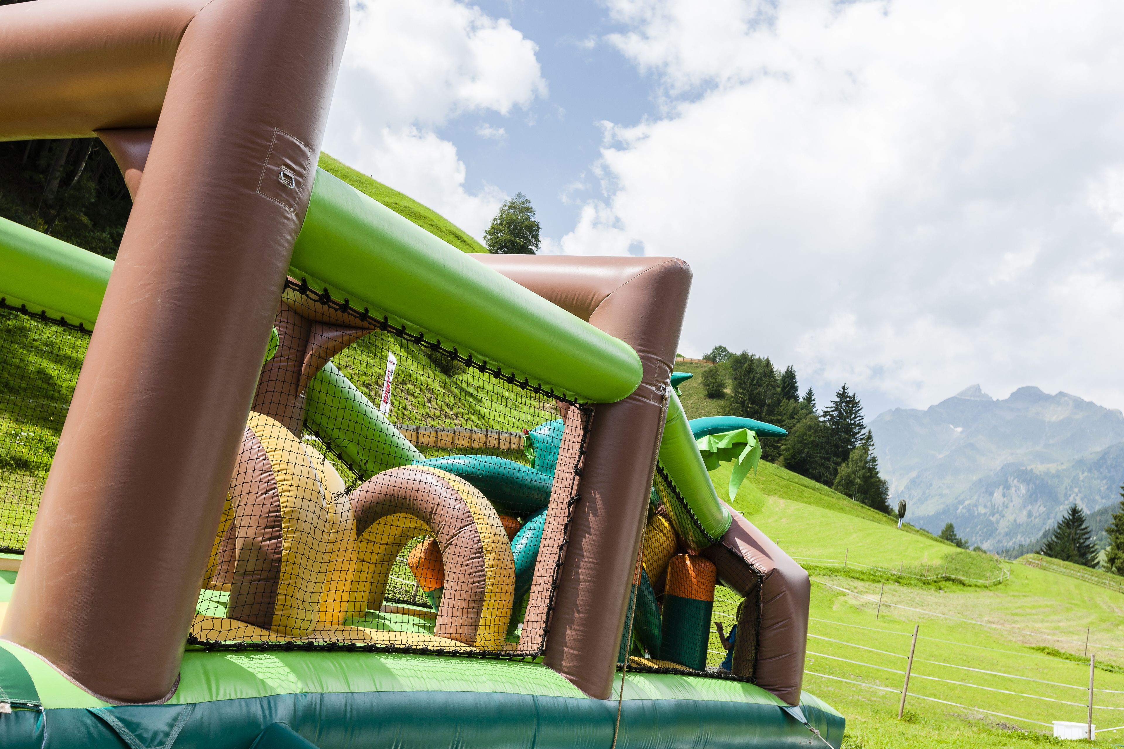 children’s play area – outdoor