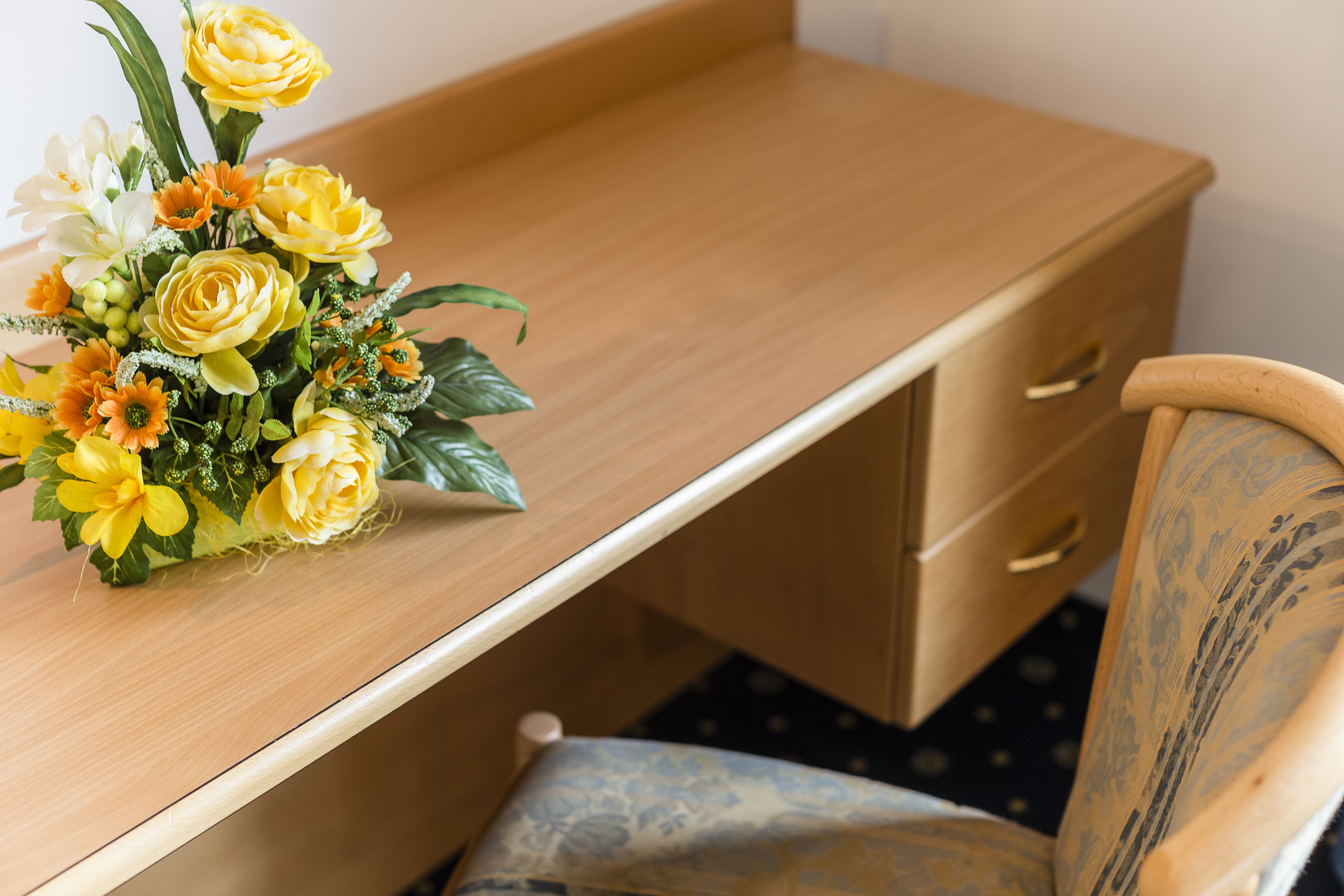 in-room business centre