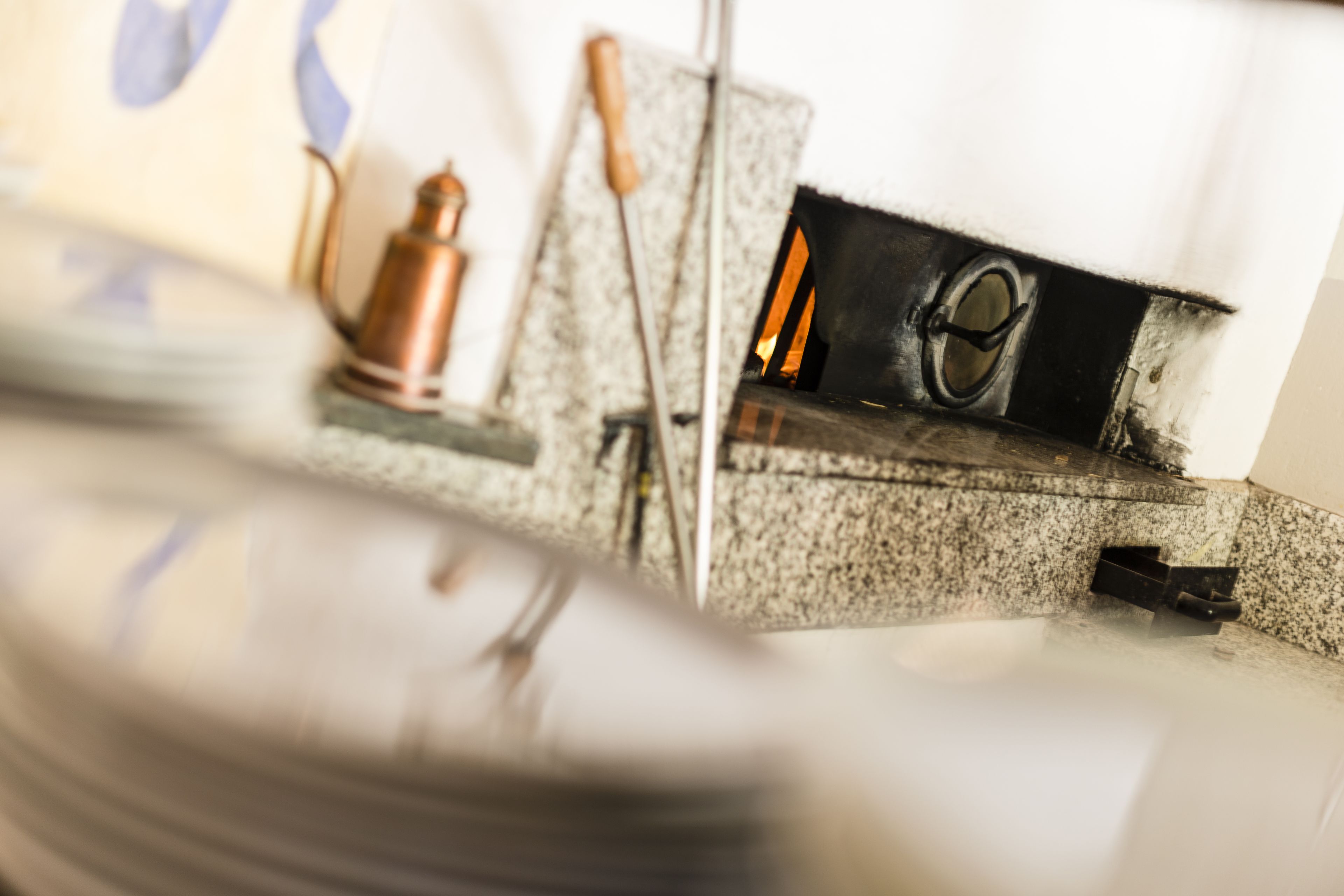 Breakfast, lunch, dinner served; pizza, al fresco dining 