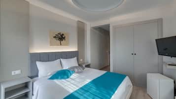 Kamar Double Ekonomi | Seprai premium, minibar, kedap suara, dan Wi-Fi gratis