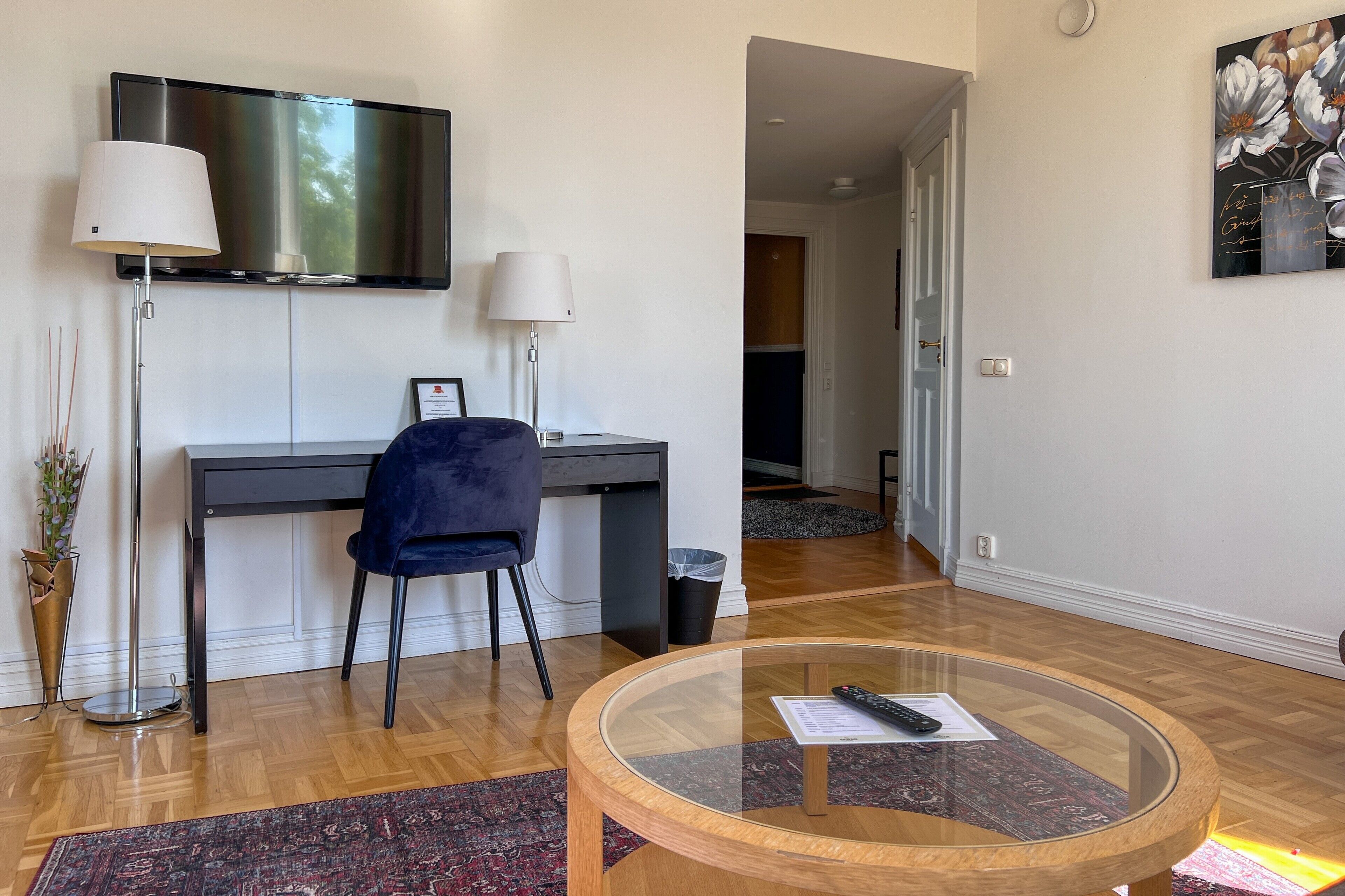 Suite | Schreibtisch, Bügeleisen/Bügelbrett, kostenloses WLAN, Bettwäsche