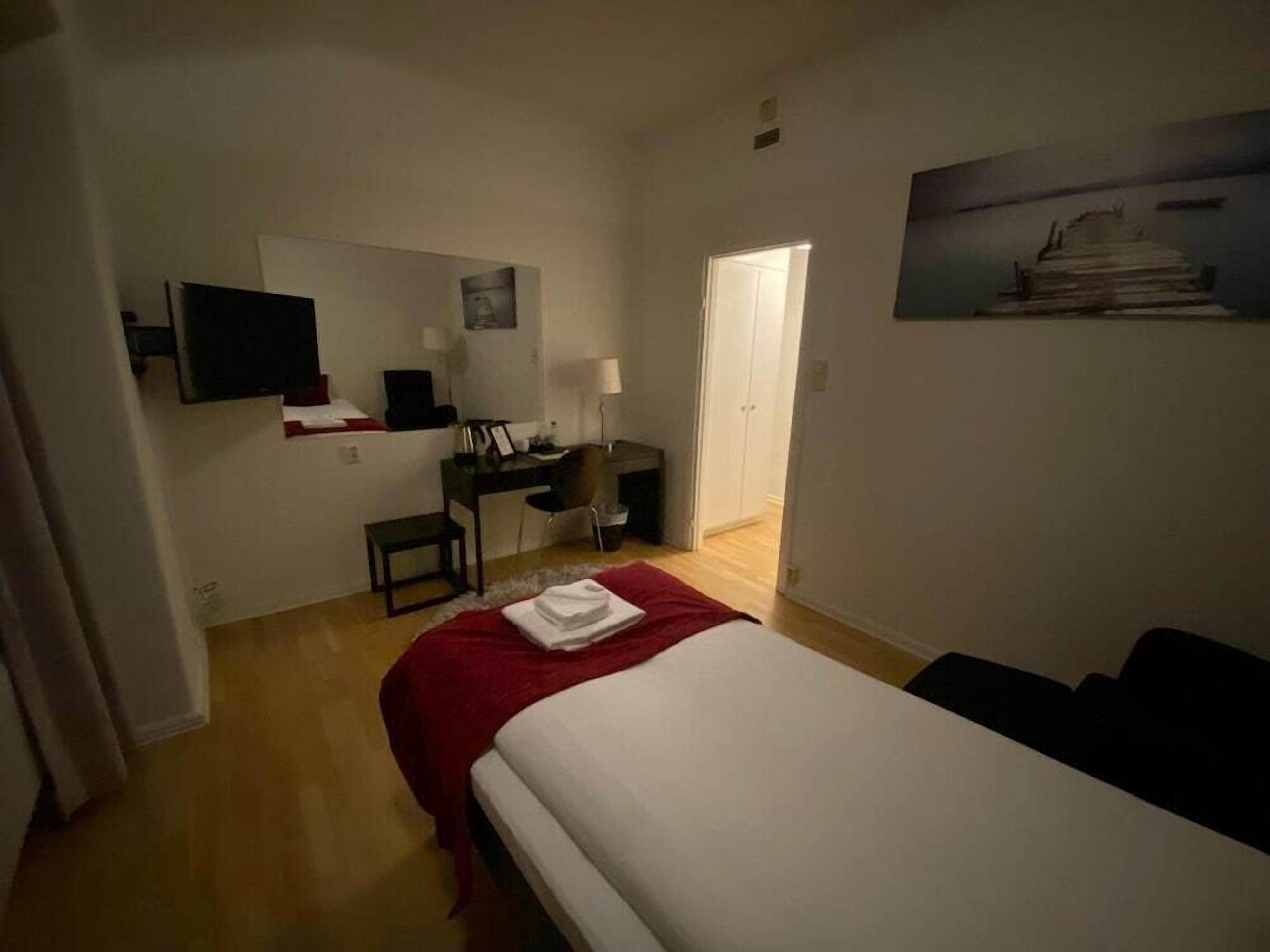 Desk, iron/ironing board, free WiFi, bed sheets