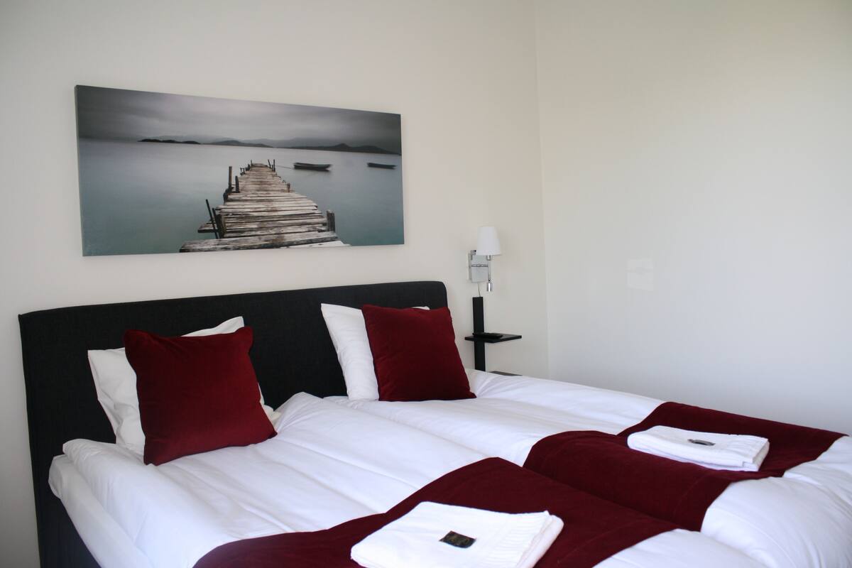 Desk, iron/ironing board, free WiFi, bed sheets